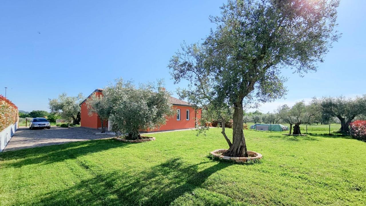 Casa Gojtan Villa คาริกาดอร์ ภายนอก รูปภาพ